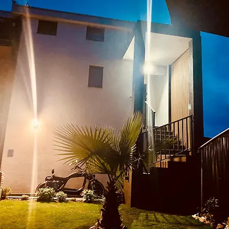Lemba, 4 Zvjezdice Appartement
