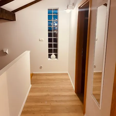 Lemba, 4 Zvjezdice Appartement *
